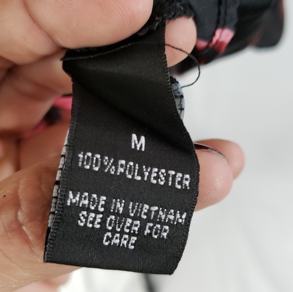 🎄by & by floral top🎄 red and black cold shoulder - Picture 4 of 8